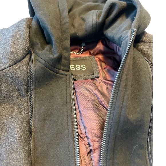 Men Guess Coat with removable Hood. - Picture 10 of 12